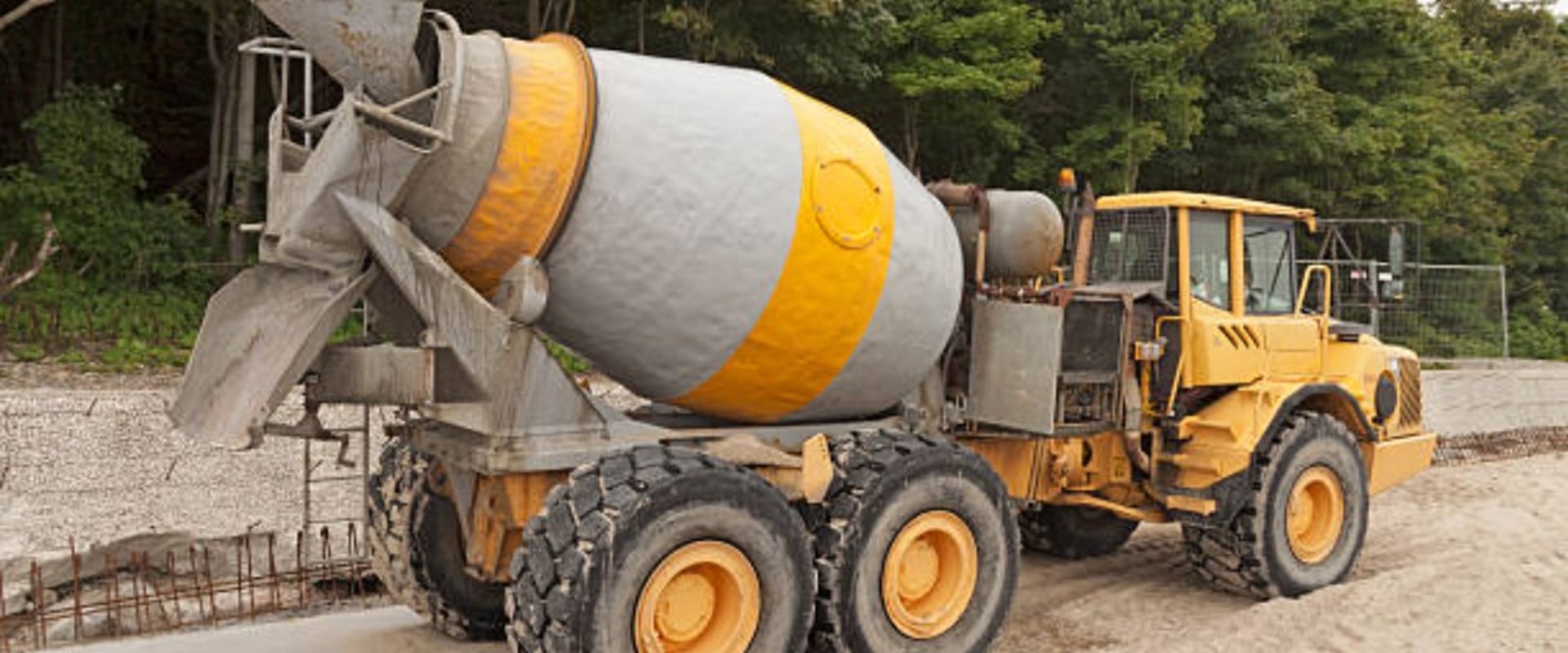 From Maid Service Cleanliness to Curb Appeal: Concrete Driveways That Elevate Melbourne, FL Homes